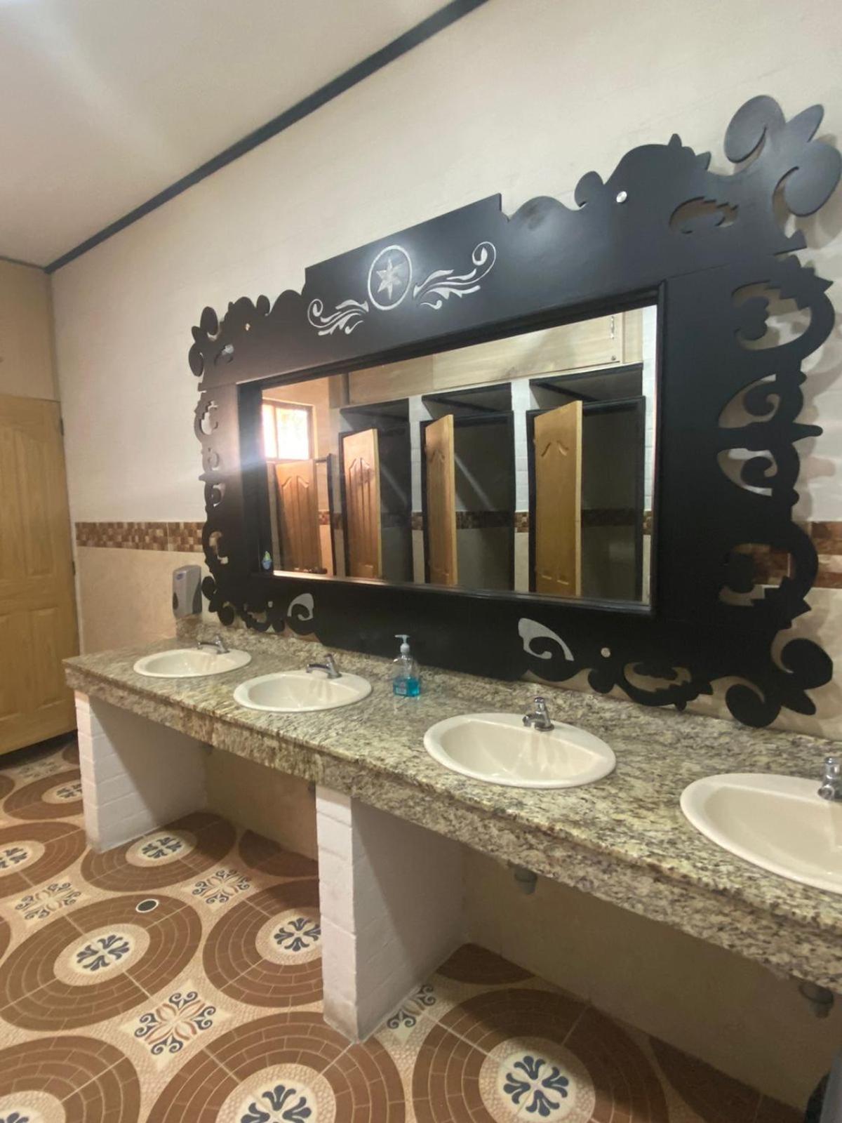 Hollywood Paradise Hotel Rionegro Zewnętrze zdjęcie