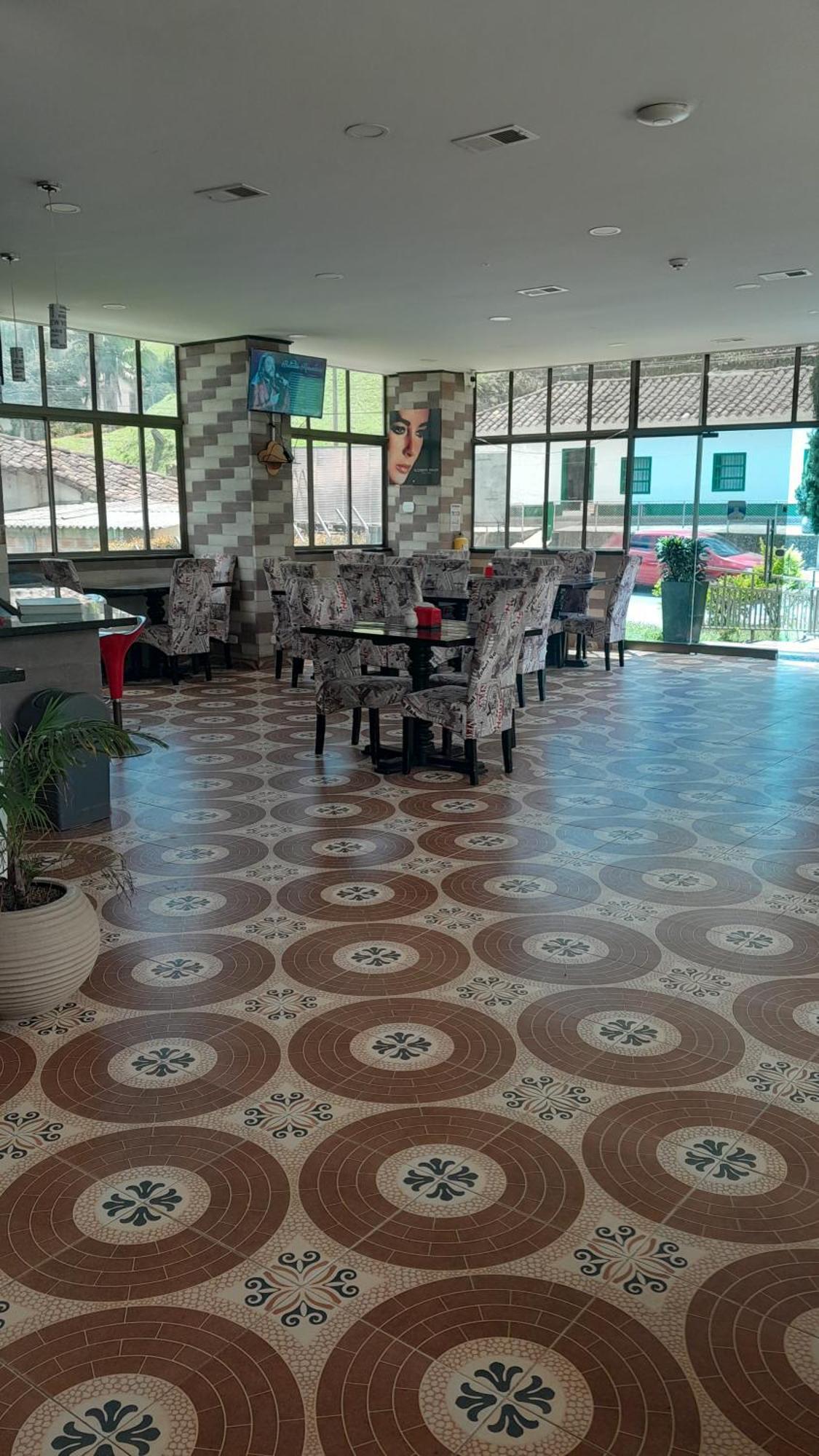 Hollywood Paradise Hotel Rionegro Zewnętrze zdjęcie