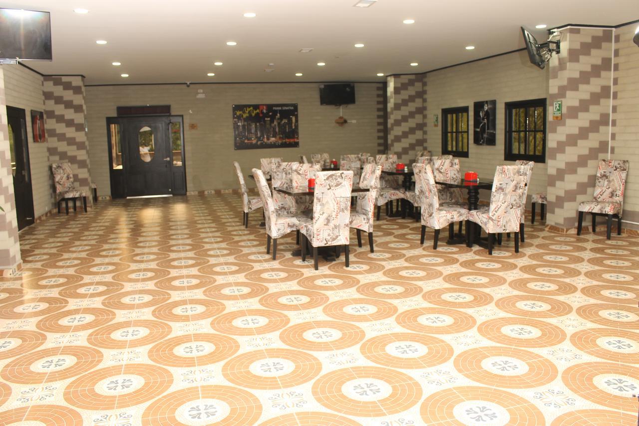 Hollywood Paradise Hotel Rionegro Zewnętrze zdjęcie